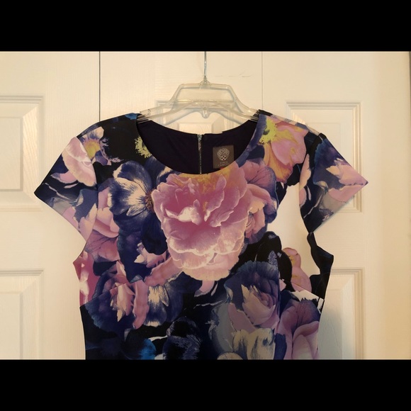 Vince Camuto classy-fit cocktail dress - Picture 2 of 8